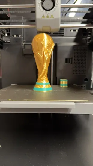 Copa del Mundial en proceso sobre la impresora 3D