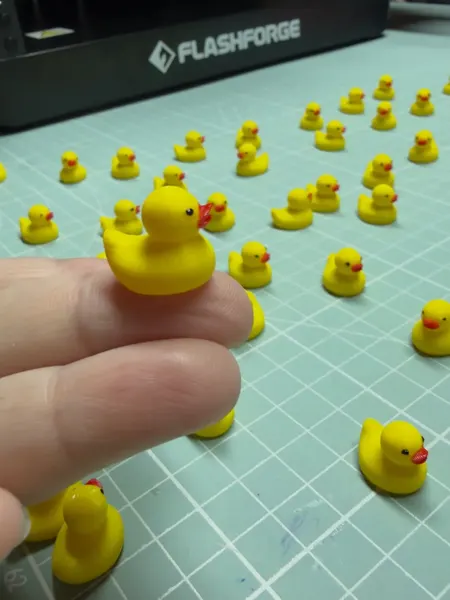 Patitos mini en bolsitas holográficas